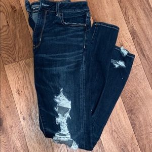 Size 10 American eagle jeans (worn once)